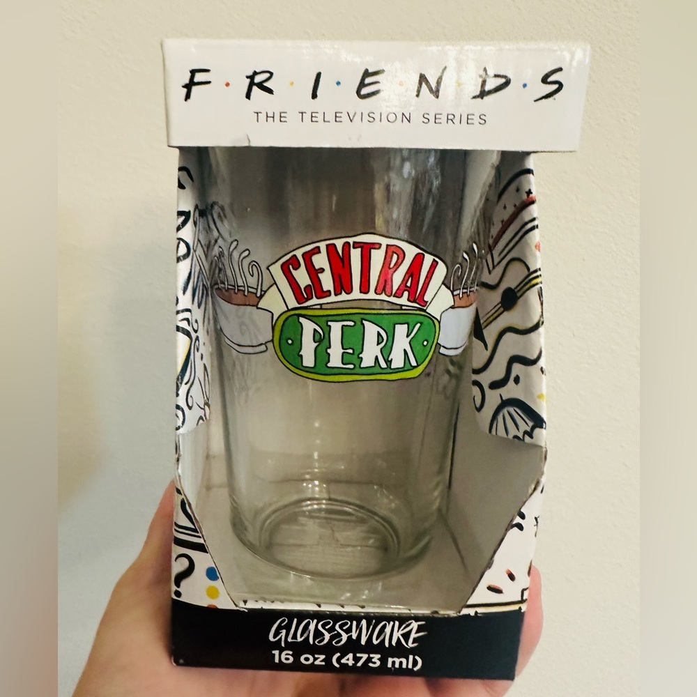 NWT Friends Tv Show Central Perk Logo Glassware 16oz Glass Cup